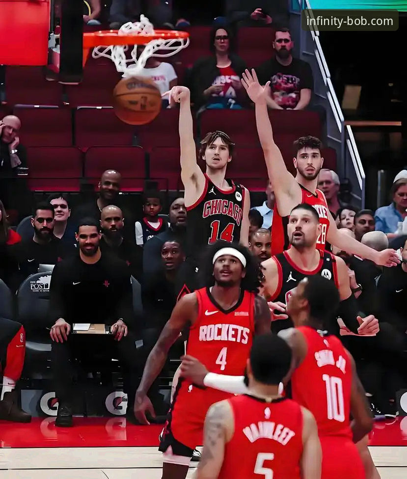 剖析火箭大胜尼克斯：从3个战术层面看半岛BOB体育平台的流畅观赛体验